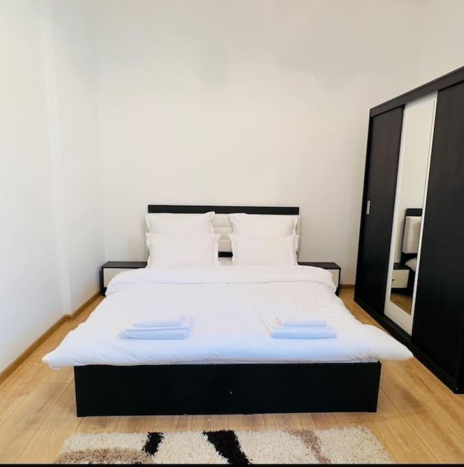 Cozy 1Br Apartment•Central•Quiet Bukurešť Exteriér fotografie